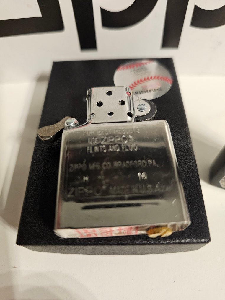 Zippo - Zippo "Guarantee Zippo" (H 16) - χωρίς τιμή ασφαλείας - Αναπτήρας - Χάλυβας #4.3