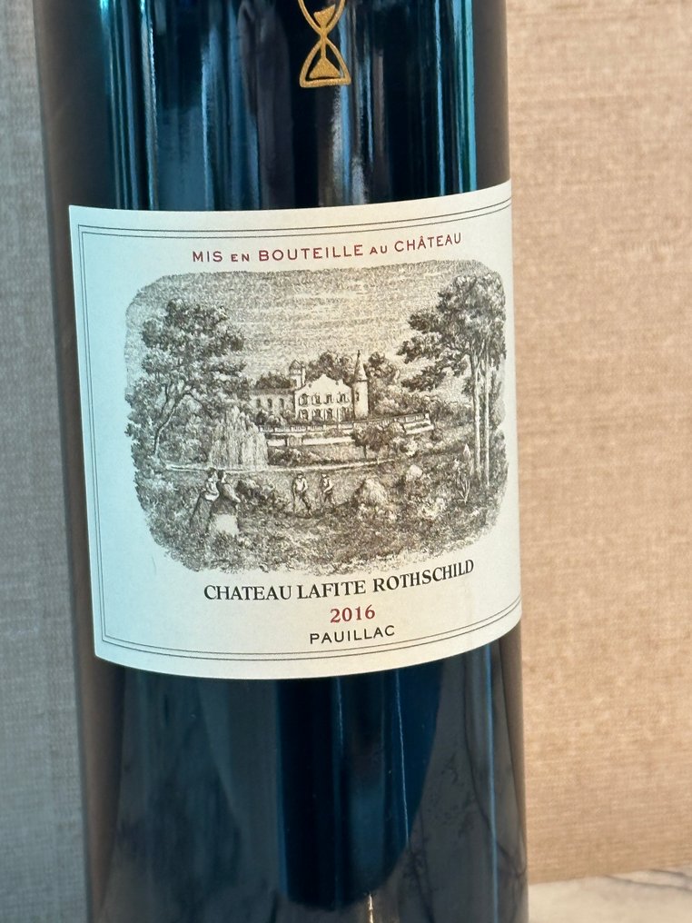 2016 Chateau Lafite Rothschild - Pauillac 1er Grand Cru Classé - 1 Flaska (0,75 l) #1.0