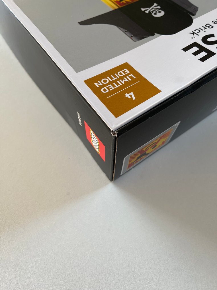 Lego Sett - 40504 - Promotional - LEGO House Home of the Brick 40504 A Minifigure Tribute #4.3