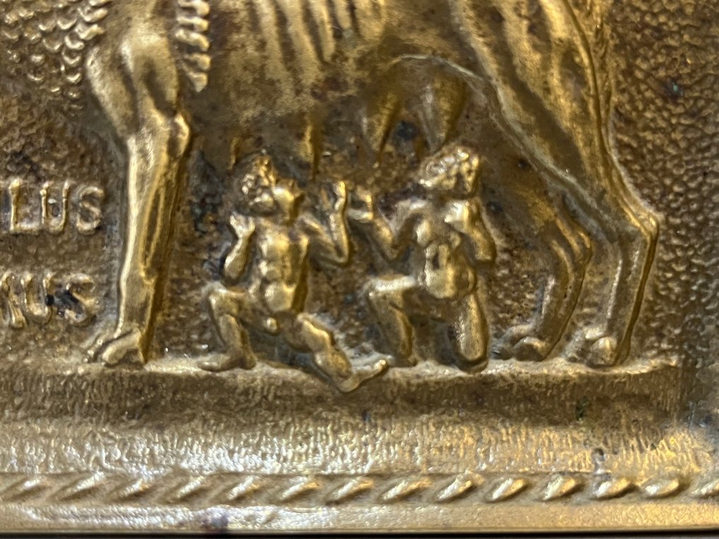 放零碎杂物的盒子 - Max le Verrier - 法国 #2.1