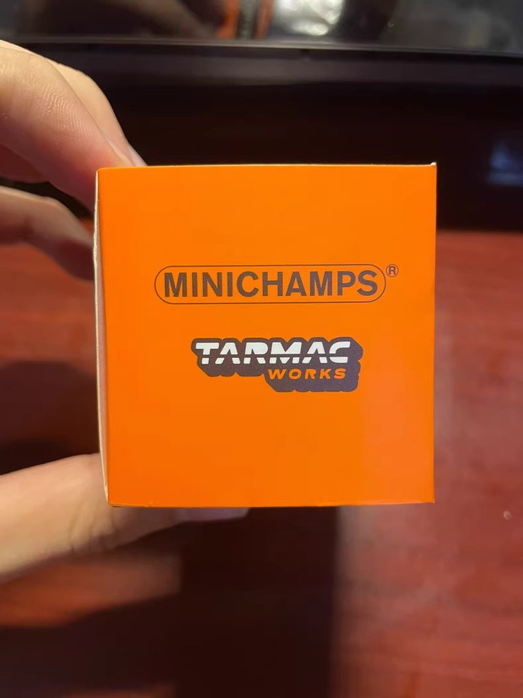 Minichamps 1:64 - Modelbil - Porsche 935 Jagermeister #52 #4.3