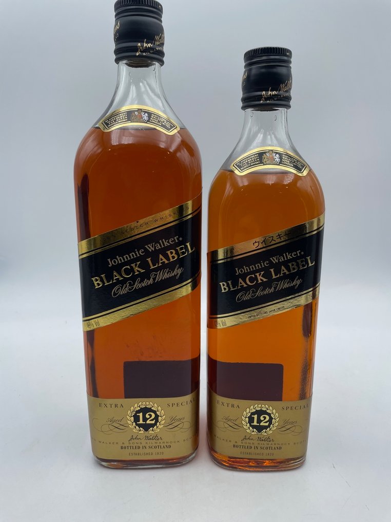 Johnnie Walker 12 years old Black Label - b. 1980‹erne - 750 ml, 1 Litre - 2 flasker #1.0