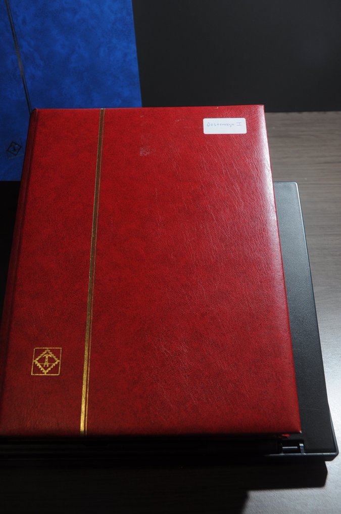 Austria - Extensive search in various stock books (248 photos). #1.0