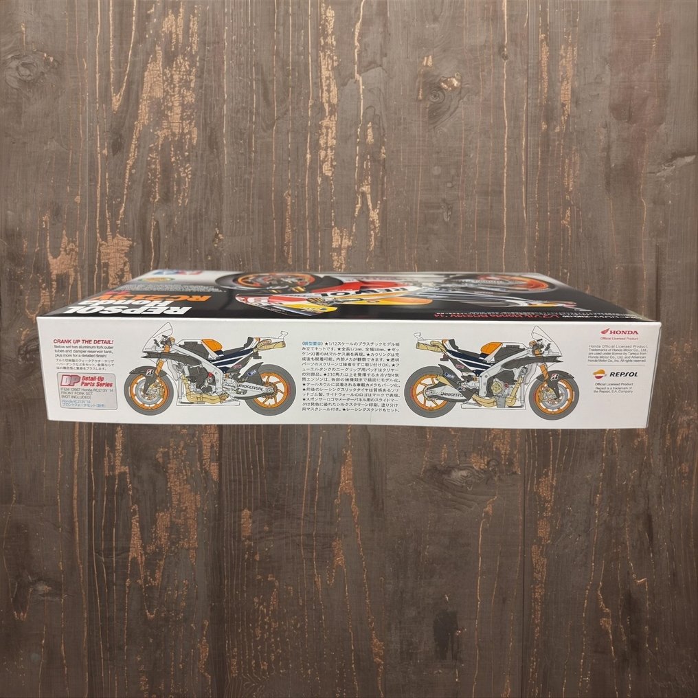 Tamiya  - Toy car 1/12 SCALE REPSOL Honda RC213V ’14 - 1990-2000 - Japan #4.3