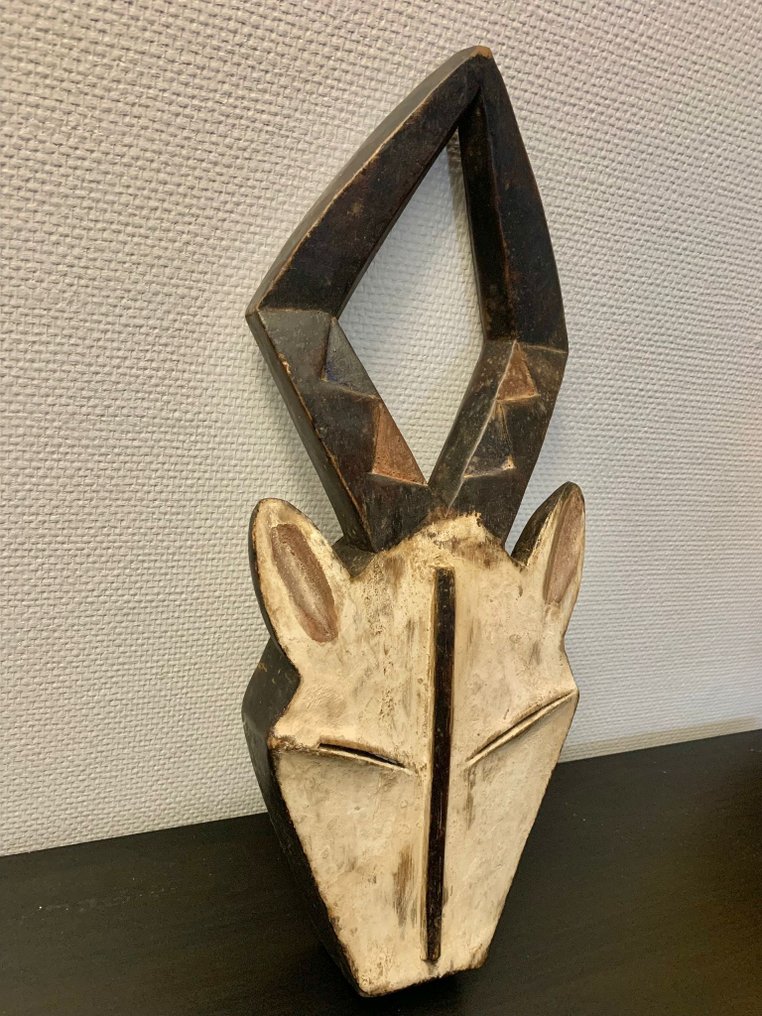 Masque - corner kwele - Bakwélé - Gabón  (Sin precio de reserva) #2.1