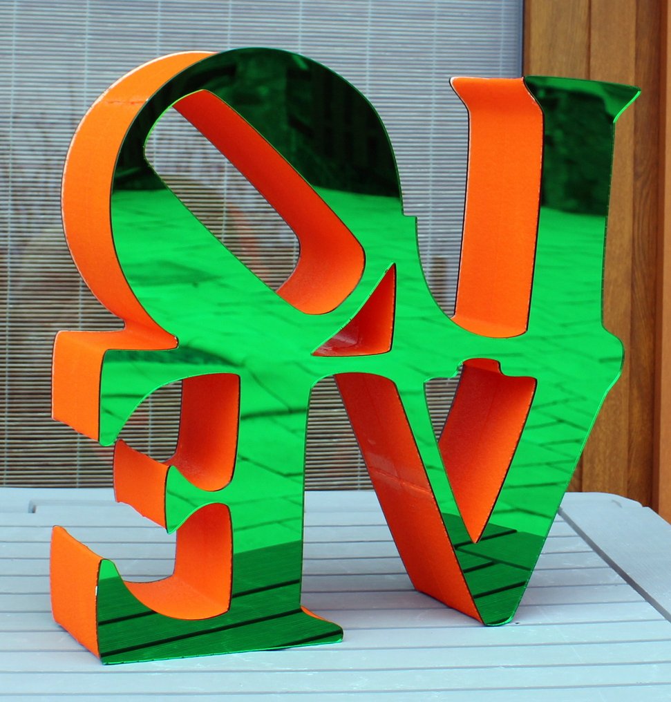 AVA Design - 3D Sculpture "LOVE" – Contemporary design #2.1