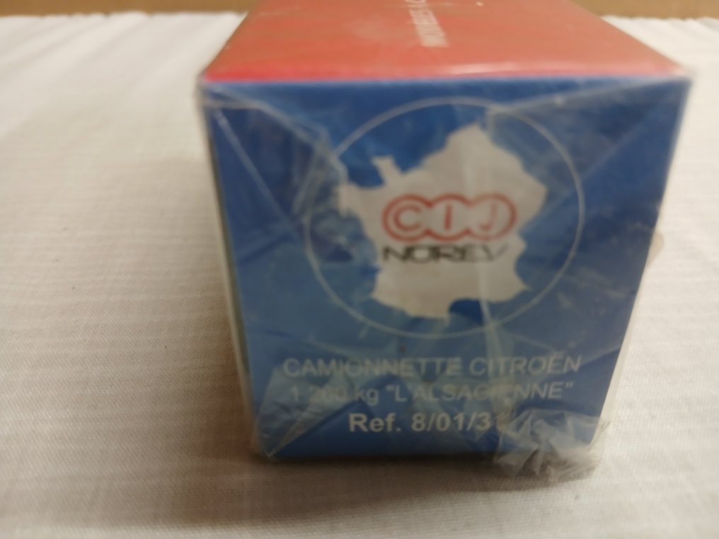 Norev 1:43 - Βαν μοντελισμού - Citroën Type H "L'Alsacienne" #2.1