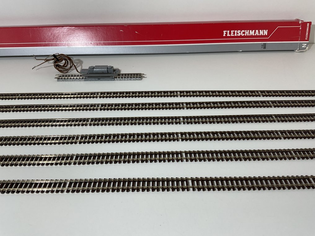 Fleischmann, Tomix N轨 - 22200 6414 - 模型火车车轨 (7) - 6个灵活轨道配备1个轮子清洗轨道 #3.2