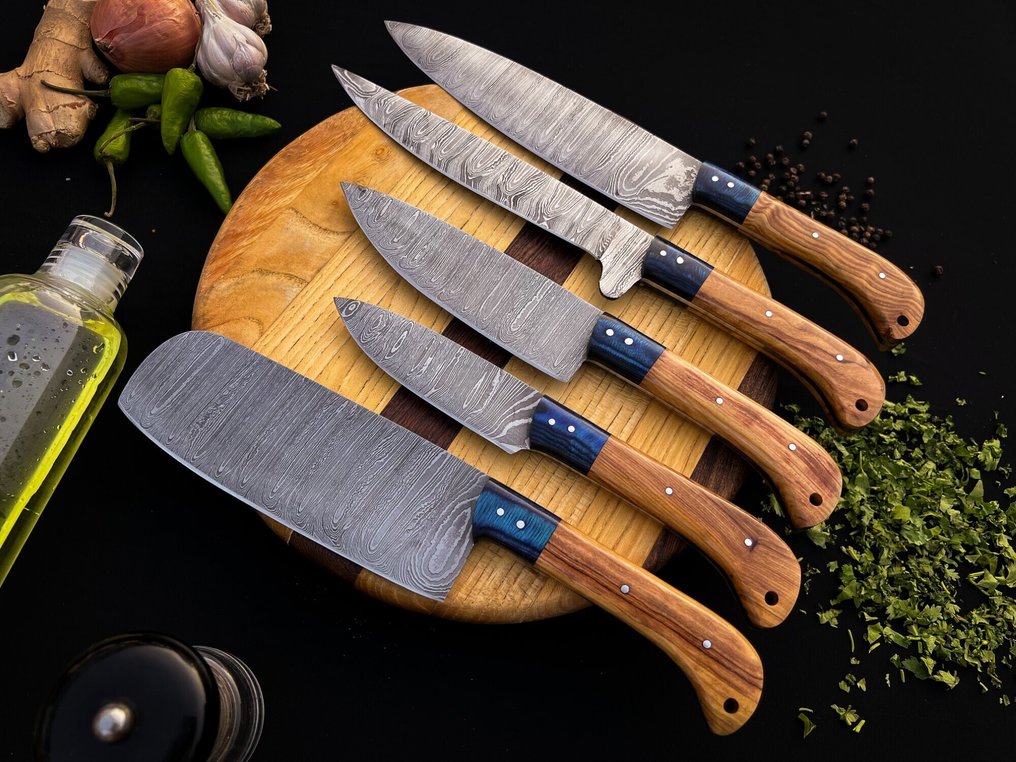 R.S Knives - 厨刀 -  厨师刀 - 橄榄木板，彩色木隔片，钢钉/扭曲图案刀片，锋利的边缘 - 英国 - 五件厨师刀套装 #2.1