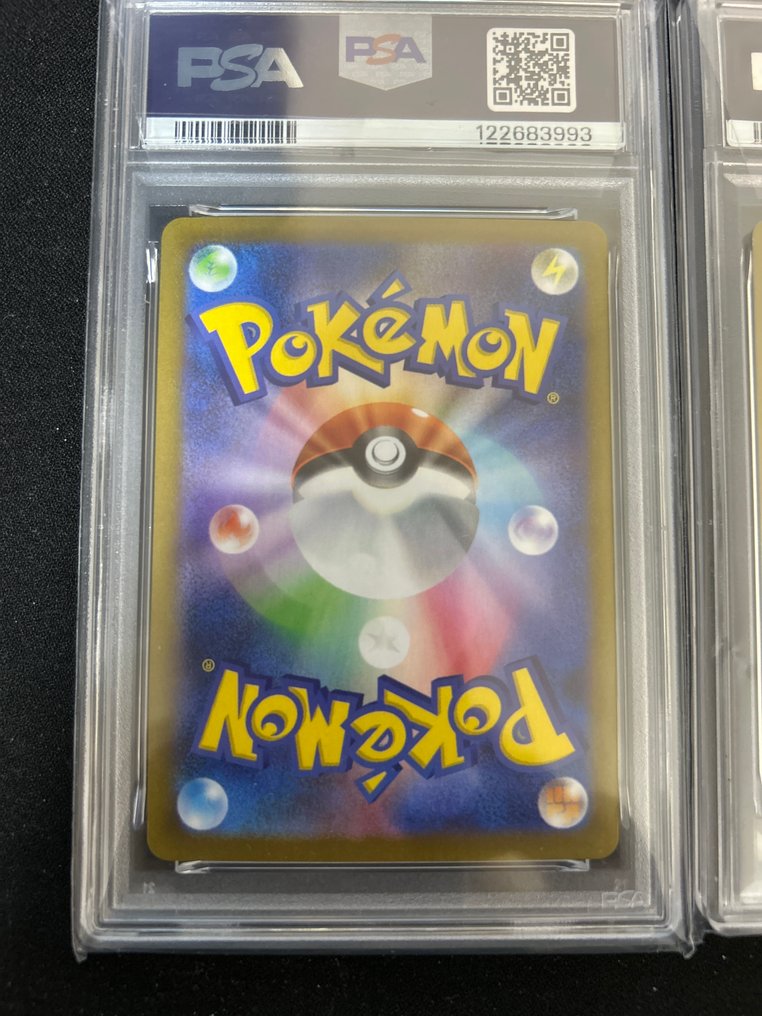 Pokémon - 2 Graded card - Pikachu - PSA 9 - XY #1.0