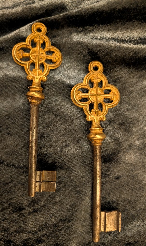 Klucz (2) Zabytkowy - Tabernacle key #1.0