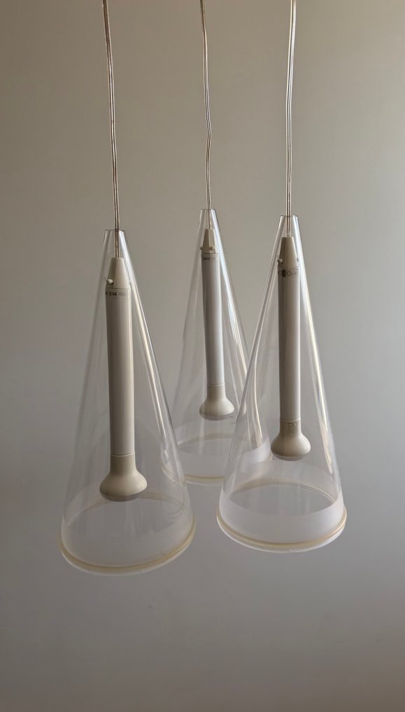 Flos - Achille Castiglioni - Κρεμαστό φωτιστικό (2) - Fucsia 3 - Πλαστικό, Μέταλλο - Flos – Φούξια, συσκευασία των 3 των 2 #2.1