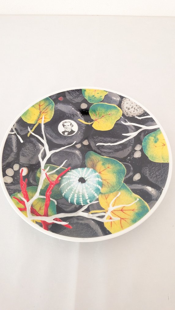 Piero Gilardi (1942-2023) - Πιάτο - Media Italia - Πορσελάνη - Παραλία με ρόδι #3.2