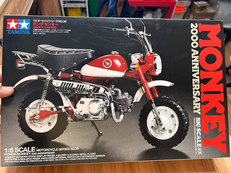 Tamiya 1:6 - Modellmotorrad - Honda Monkey 2000 Anniversary #1.0