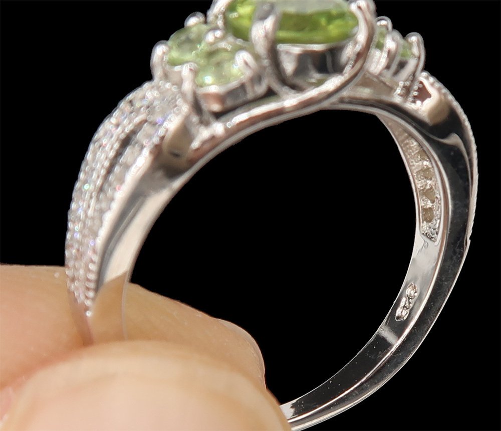 Peridot - Silber, Peridot-Ring „Lichtherz“: Emotionale Heilung & Harmonie - Silber 925 - Ring #4.3
