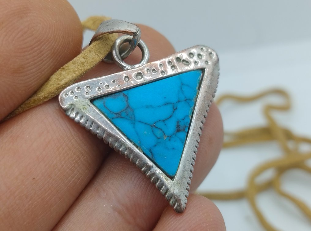 Prachtige vintage haaientand hanger turquoise. Made in Italy.- 10 g #1.0