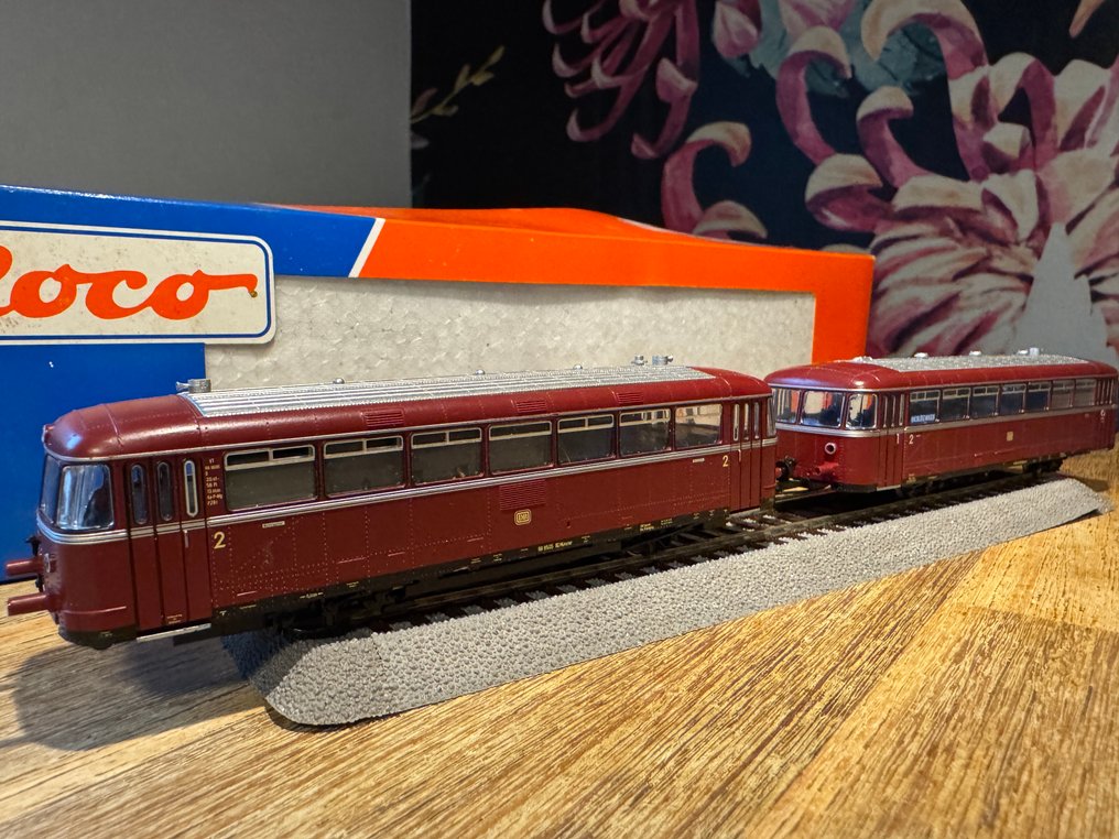 Roco H0 - 69026 - Βαγόνι τρένου μοντελισμού (1) - VT 98, σιδηροδρομικό λεωφορείο με ρυμουλκούμενο. - DB #1.0