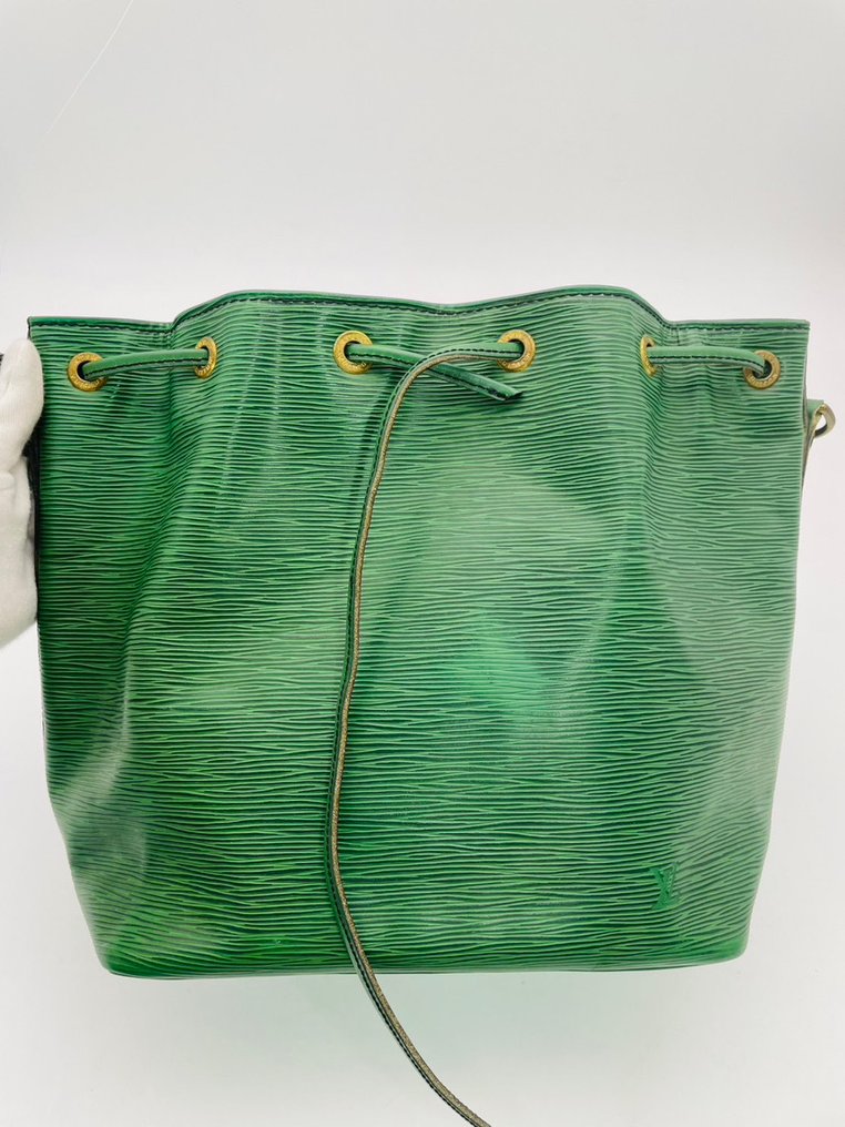 Louis Vuitton - Louis Vuitton Epi Leather green Shoulder bag - Shoulder bag #1.0