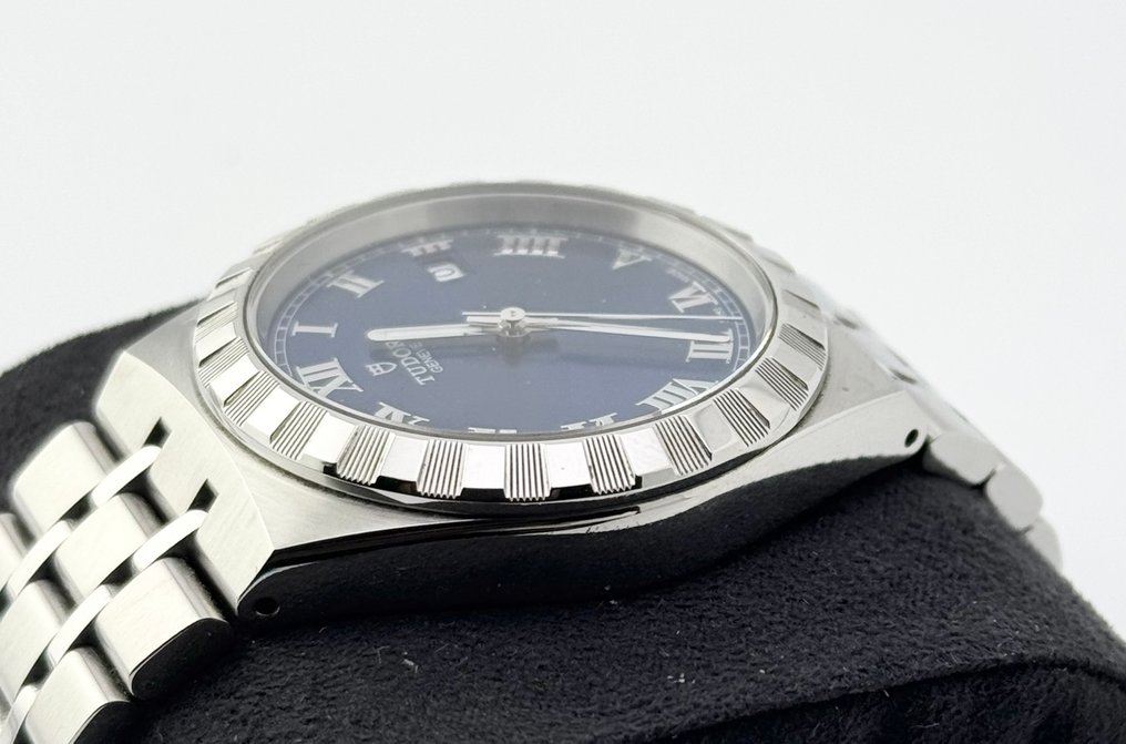 Tudor - Royal - 28500   - Men - 2021 #1.0
