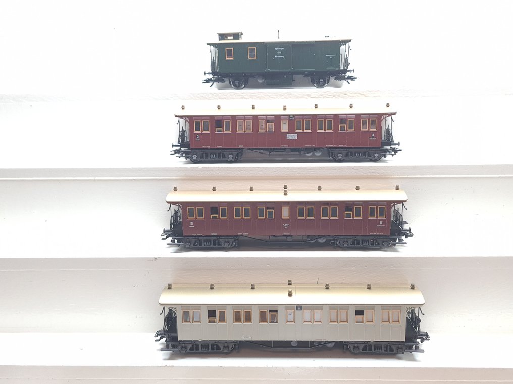 Märklin H0 - 4212/4213/42131/42142 - 模型客運火車套裝 (4) - 4辆Württembergse高速列车边缘车厢 - K.W.St.E. #2.1