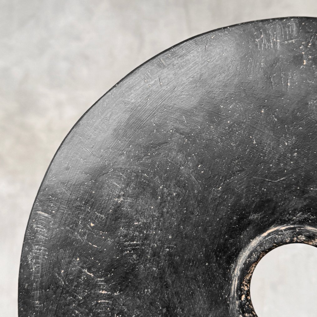 装饰饰品 - NO RESERVE PRICE - Decorative Lava Stone Disc on a custom stand - 印度尼西亚 #4.3