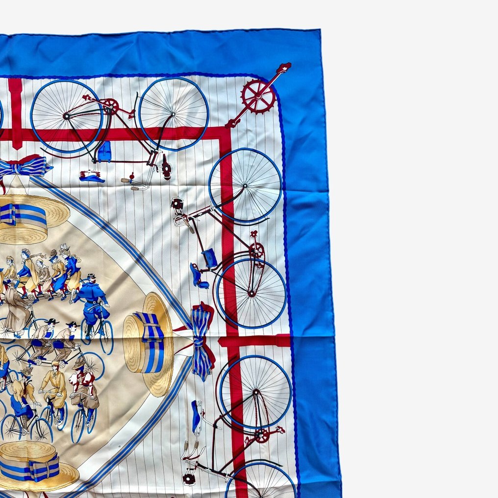 Hermès - LES BECANES - Huivi #1.0