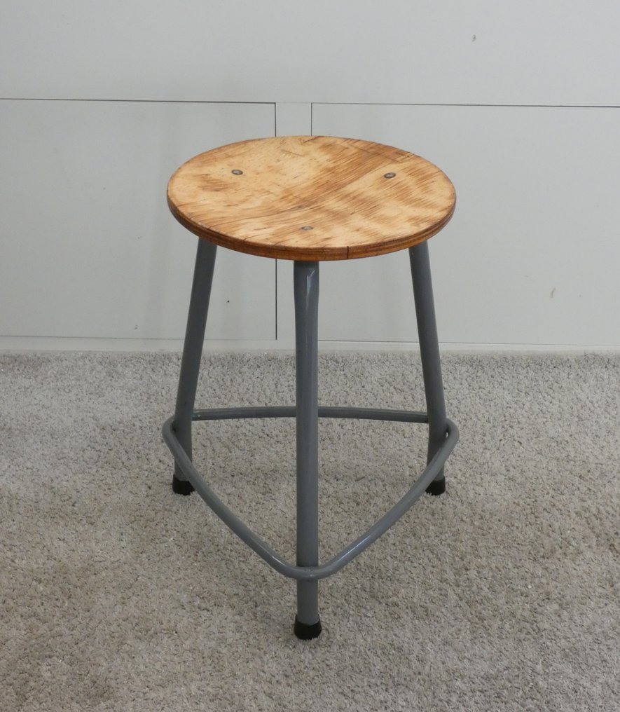 Ahrend De Cirkel - Friso Kramer - 小凳子 - 木, 金屬 #1.0