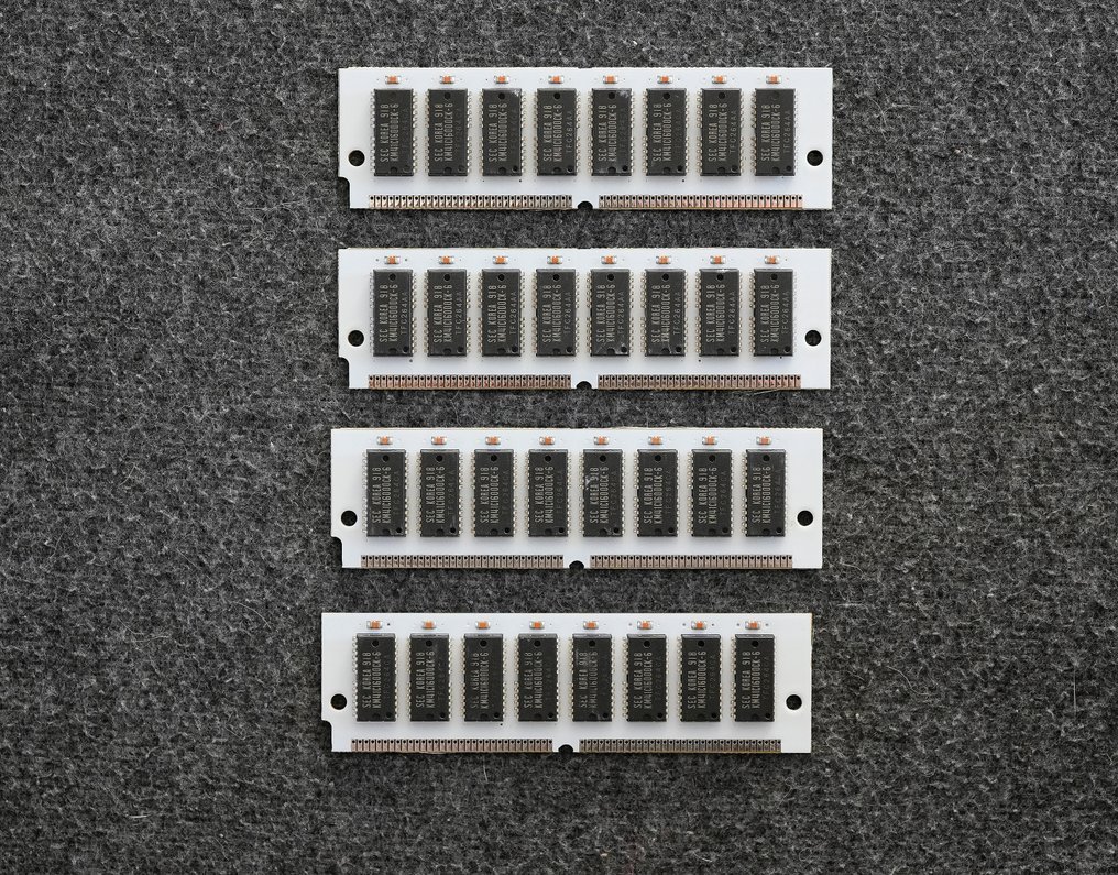 Apple Mac IIfx – Rare 64-pin RAM SIMMs by "Doug Brown" – 16Mb x 4 - Ηλεκτρονικός υπολογιστής - Με άλλη συσκευασία #1.0
