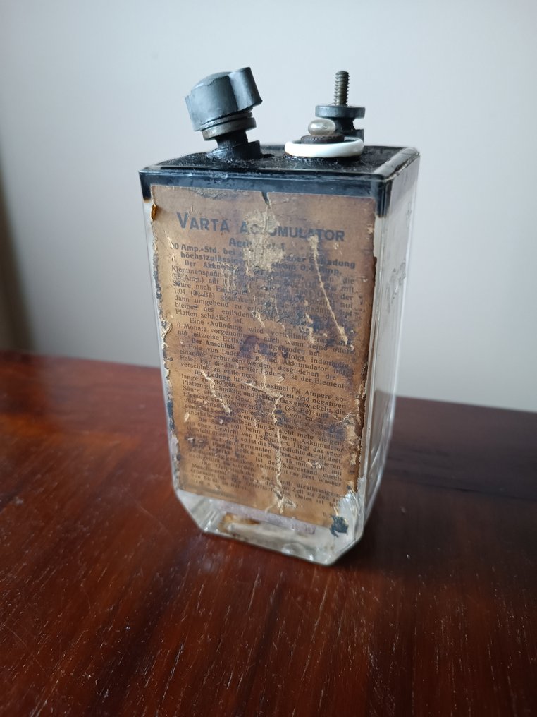 Bil del (1) - Varta - VARTA acumulador - 1950-1960 #1.0