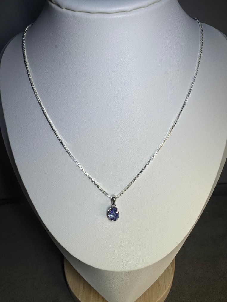 天然坦桑石吊坠 + 925纯银 + 项链。21.88克拉 珠寶- 3.5 g - (1) #1.0