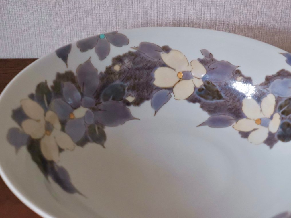 Sato Ryo (佐藤 亮) - 碟 - Camellia-Decorated Porcelain Plate by Sato Ryo - 陶瓷 - 花卉瓷盘 #2.1