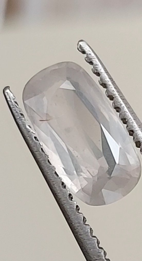 Sapphire  - 2.36 ct - Antwerp Laboratory for Gemstone Testing (ALGT) #4.3