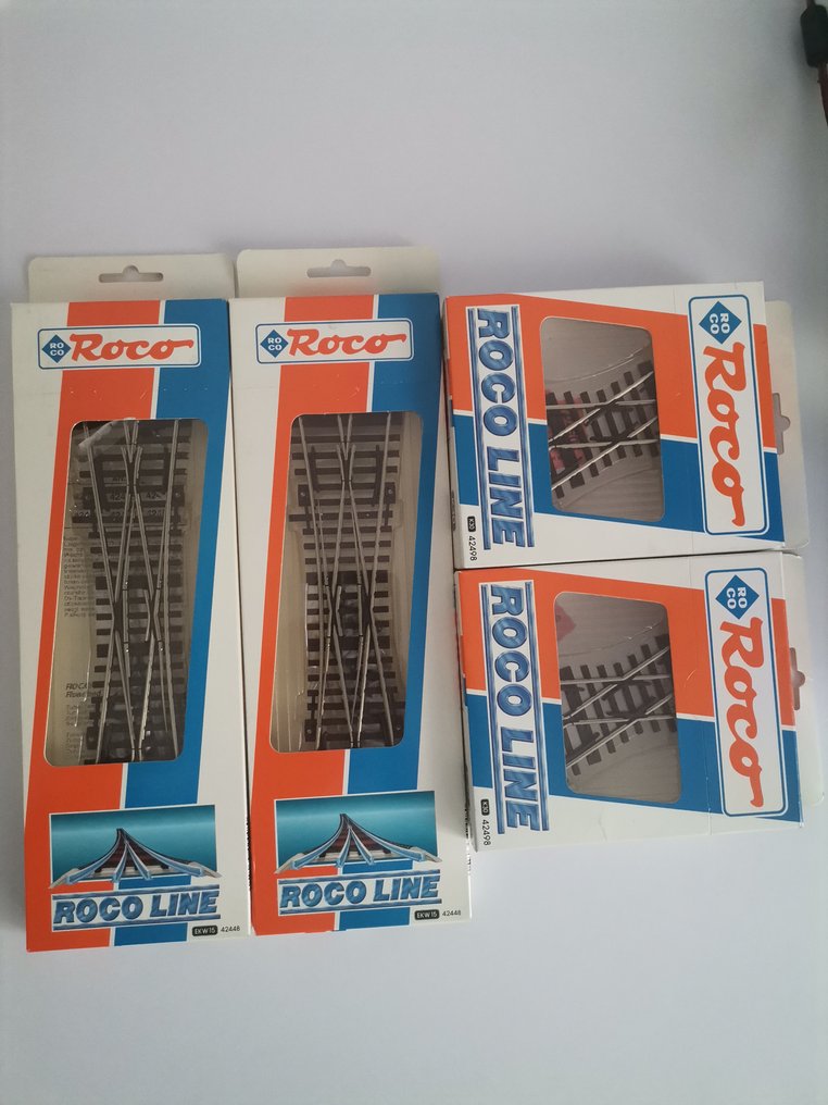 Roco H0 - 42448/42498/42446/42444 - Γραμμές τρένου μοντελισμού (4) - Δύο βραχείες και δύο μακρύτερες διασταυρώσεις Roco Line. #1.0