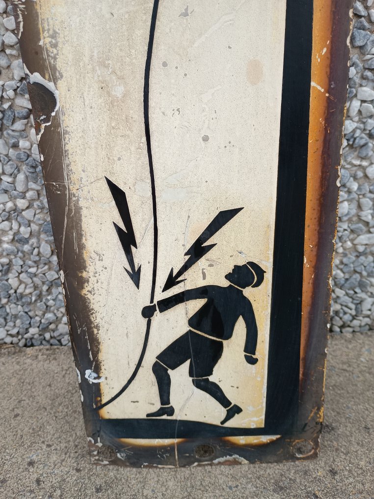 Áramütés veszélye - Zománc jel - Vas #3.2