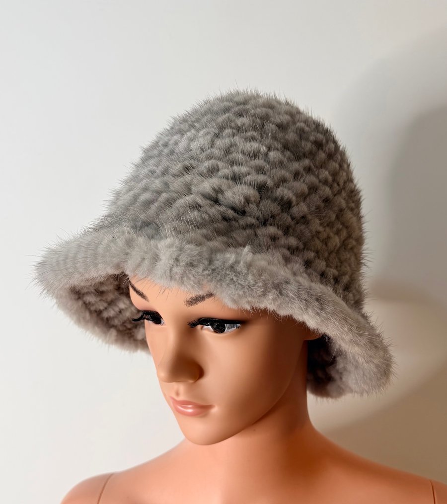Artisan Furrier - Hat - Fur, Mink #2.1