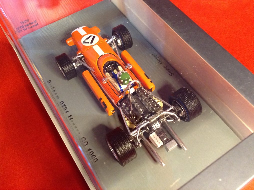 Spark 1:43 - Αγωνιστικό αυτοκίνητο μοντελισμού - ref. #S5267 Brabham Repco BT24 F.1 GP Monaco 1969 #17 Silvio Moser - Πολύ καλή ποιότητα - περιορισμένης έκδοσης - δύσκολο να βρεθεί σήμερα. #3.2