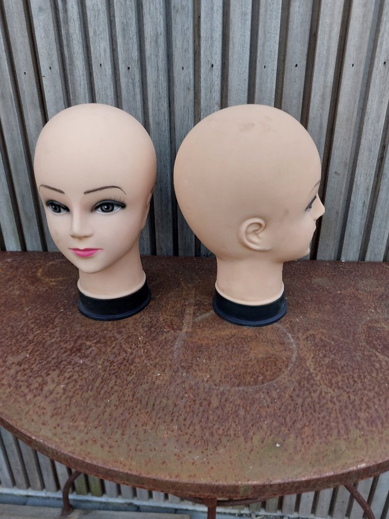 Ozdobny ornament (2) - Europa - Głowa manekina #3.2