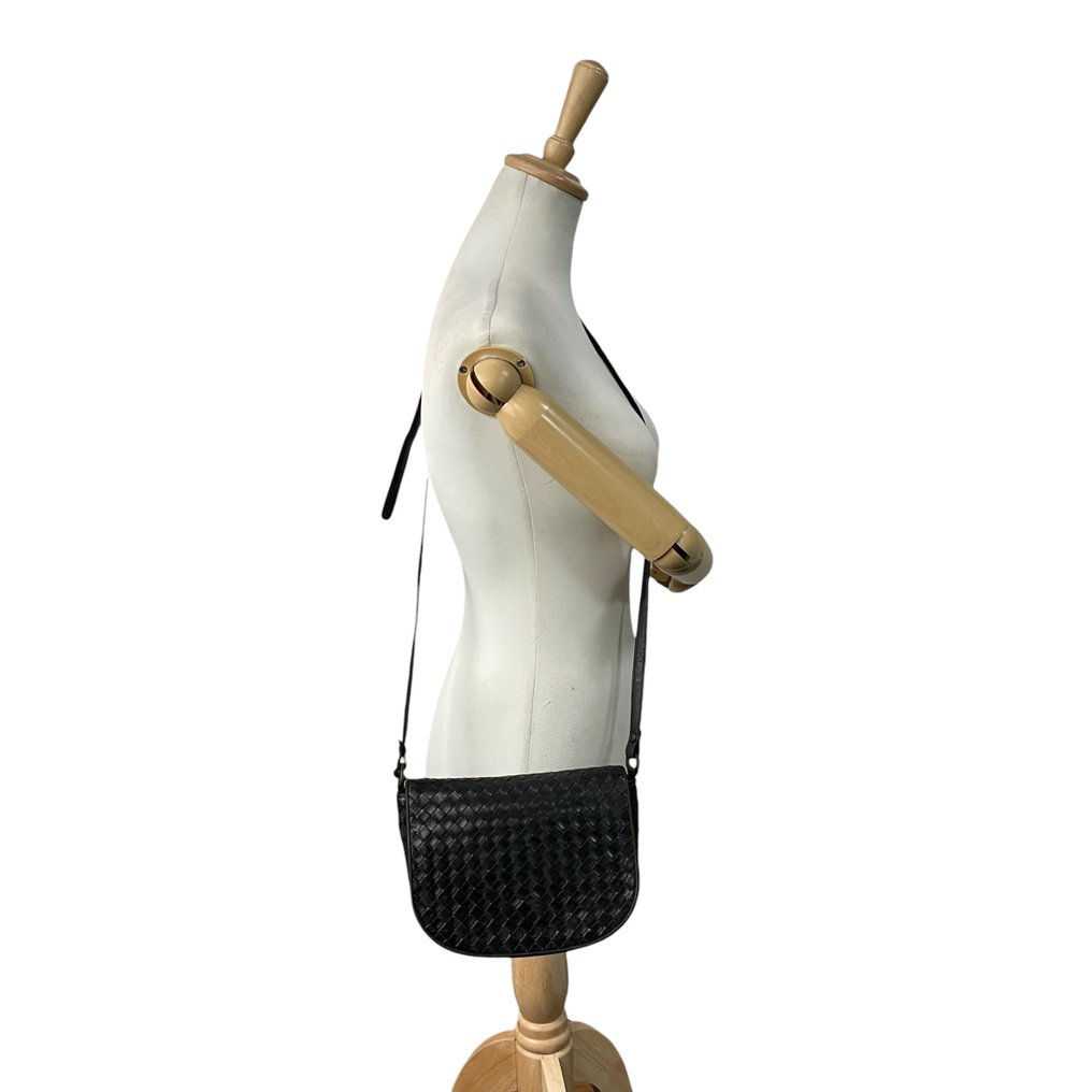 Bottega Veneta - Intrecciato Woven Leather Crossbody Shoulder Bag - Shoulder bag #3.2