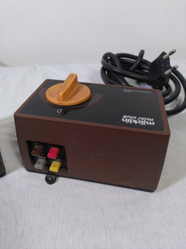 Märklin Z - 37700 - Transformateur (2) - braune, respectivement 5VA #4.3