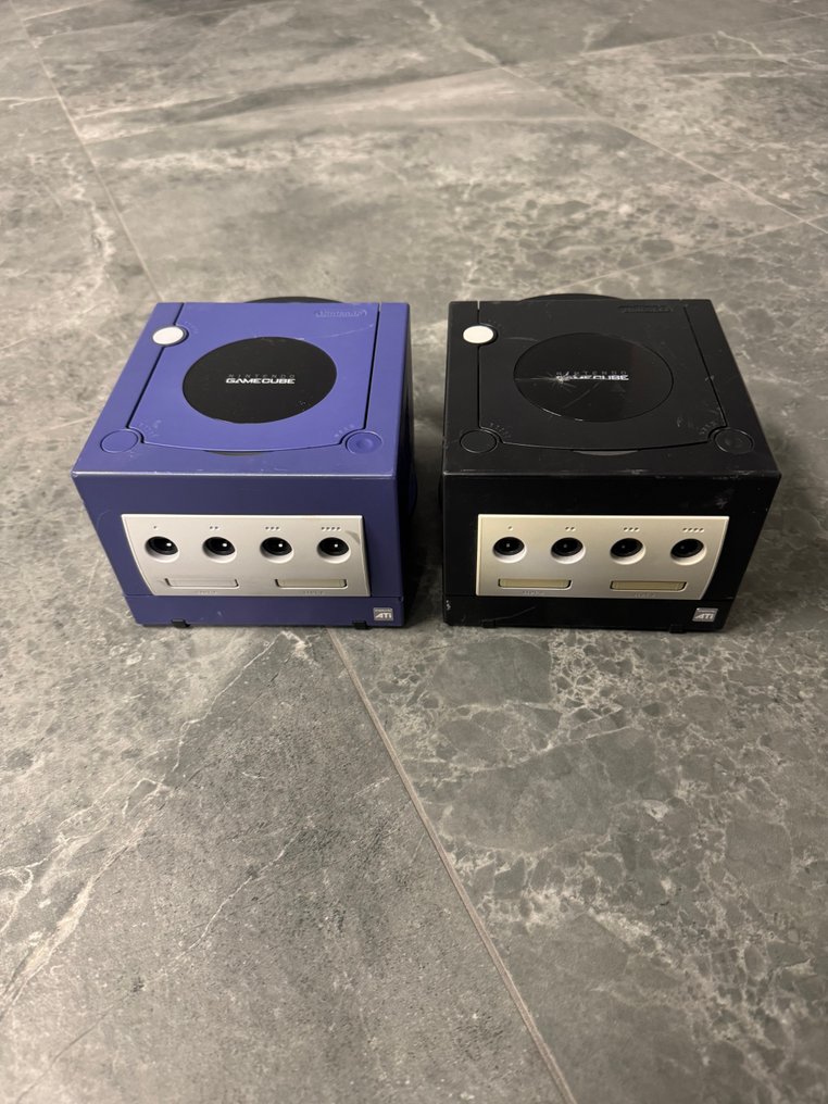 Nintendo - Gamecube - Lot of 2 - Videopelikonsoli #1.0