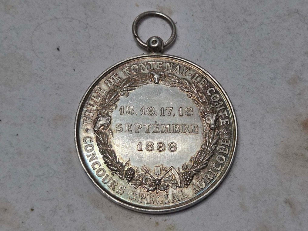 Francja. Vintage French silver medal 1898, Agricultural Merit, 1898  (Bez ceny minimalnej
) #2.1