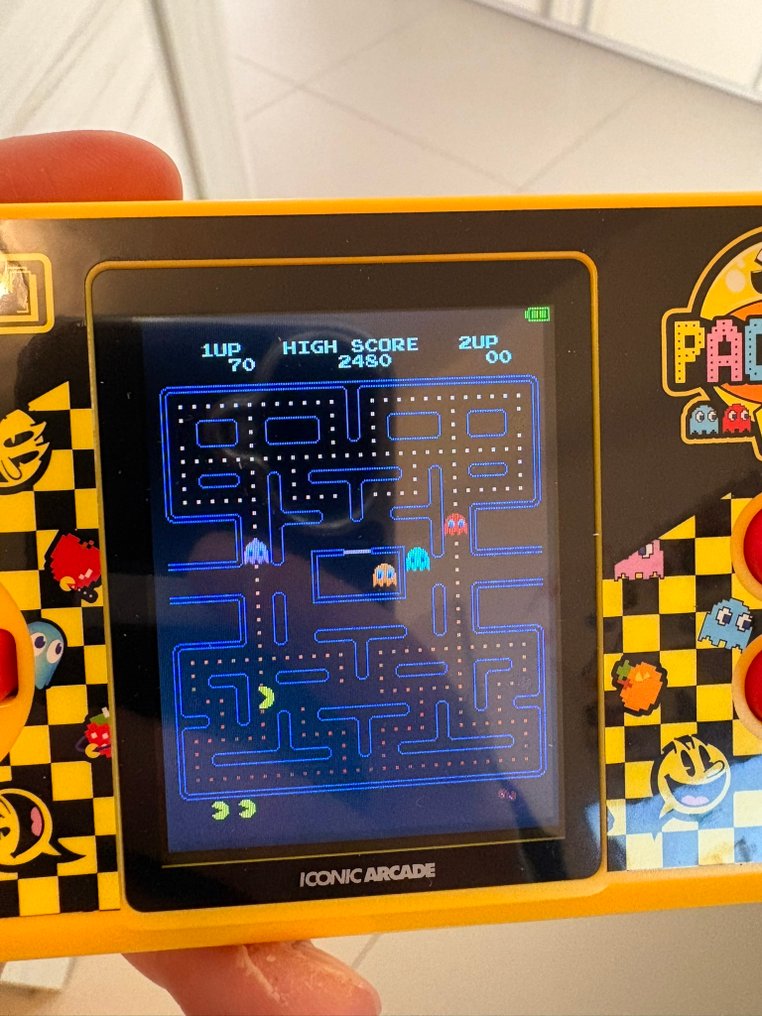 Bandai - Pac-Man Handheld (Iconic Arcade) - 45th Anniversary PAC-MAN Handheld - Kädessä pidettävä pelikonsoli - Alkuperäispakkauksessa #2.1
