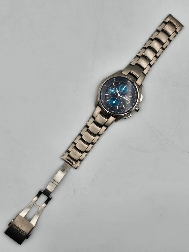 Wired - Chronograph - Ingen reservasjonspris - 460353 - Herre - 2000-2010  #4.3
