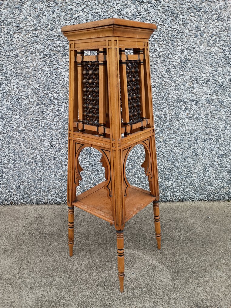 Stand - Wood - Moresque Pedestal #1.0