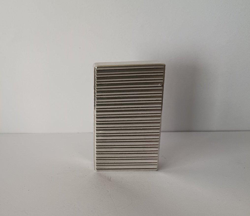 S.T. Dupont - L1 "Horizontal lines" - 沒有保留價 - 打火機 - 銀盤 #2.1