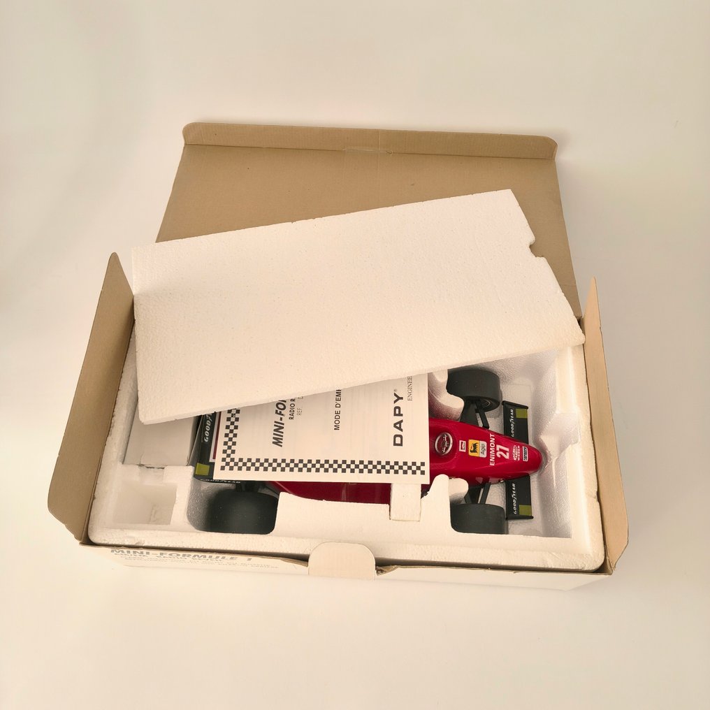 Ferrari - Silverstone - Alain Prost - 1990 - Pynteobjekt #3.2