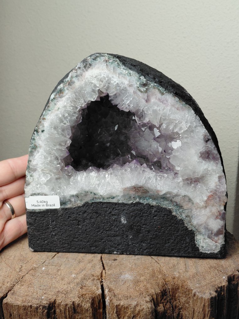 Fantastisk stor Amethist geode - fine krystaller - Høyde: 17 cm - Bredde: 14 cm- 5.4 kg #1.0