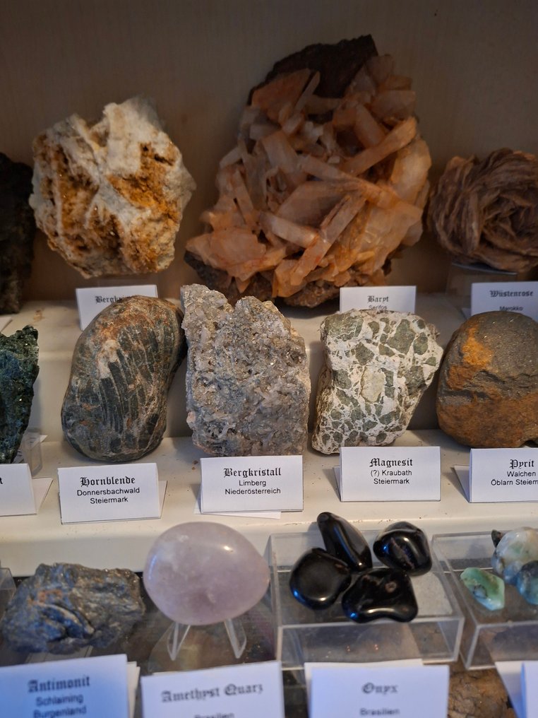 Collection de minéraux de plus de 30 pièces - Hauteur : 135 mm- 2000 g #2.1