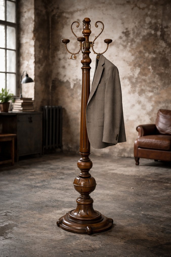 Klädhängare - Trä, Förgyllt mässing - Italien (Utan reservationspris) #1.0