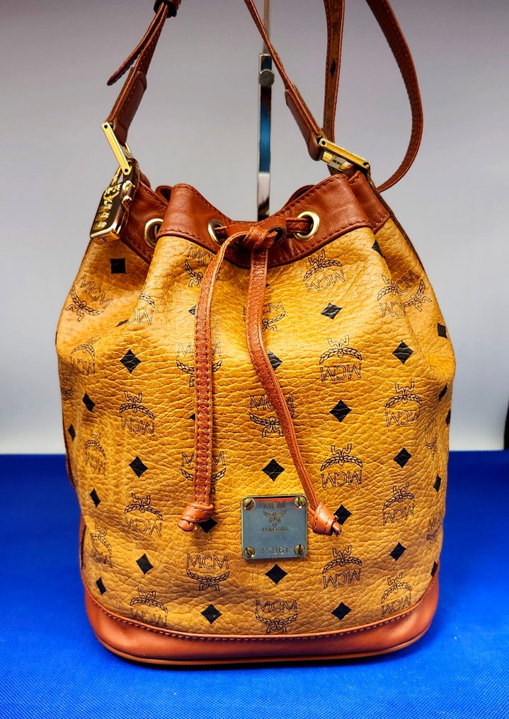 Mcm - Axelremsväska #3.2